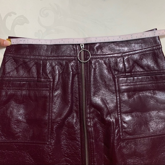 BNWOT Plum TOPSHOP Zip Vegan Leather Moto Skirt - Picture 5 of 6